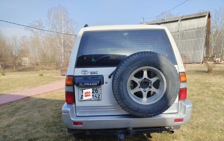 Toyota Land Cruiser Prado 90 рестайлинг, 1998 год, 980 000 рублей, 12 фотография