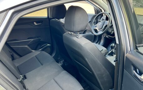 Hyundai Solaris II рестайлинг, 2018 год, 1 150 000 рублей, 12 фотография