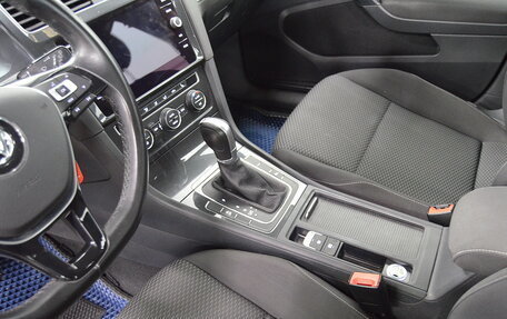 Volkswagen Golf VII, 2018 год, 1 650 000 рублей, 15 фотография