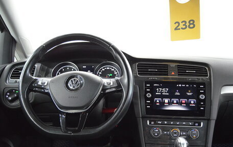 Volkswagen Golf VII, 2018 год, 1 650 000 рублей, 12 фотография