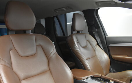Volvo XC90 II рестайлинг, 2018 год, 3 240 000 рублей, 10 фотография