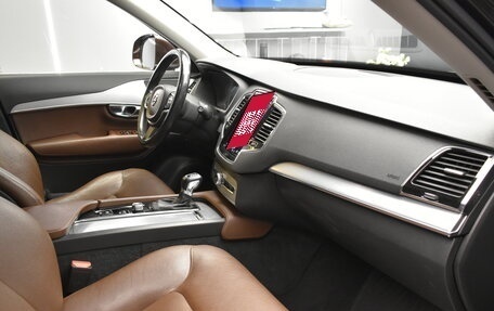 Volvo XC90 II рестайлинг, 2018 год, 3 240 000 рублей, 9 фотография