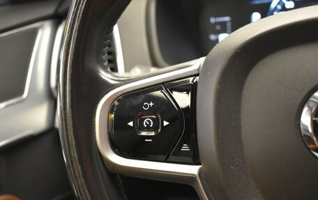 Volvo XC90 II рестайлинг, 2018 год, 3 240 000 рублей, 15 фотография