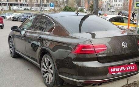 Volkswagen Passat B8 рестайлинг, 2016 год, 2 600 000 рублей, 4 фотография