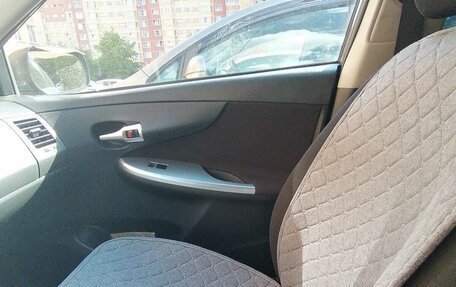Toyota Corolla, 2011 год, 1 000 000 рублей, 9 фотография