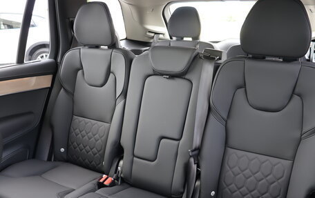 Volvo XC90 II рестайлинг, 2025 год, 10 990 000 рублей, 14 фотография