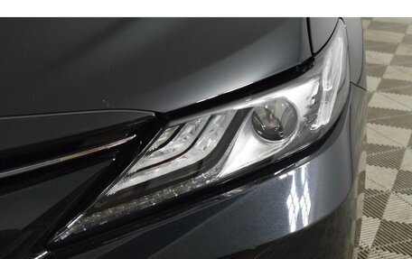 Toyota Camry, 2023 год, 3 855 000 рублей, 20 фотография
