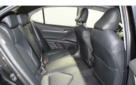 Toyota Camry, 2023 год, 3 855 000 рублей, 19 фотография