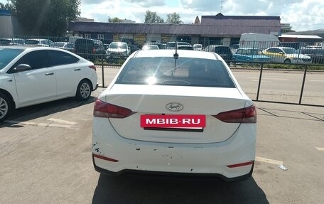 Hyundai Solaris II рестайлинг, 2017 год, 600 000 рублей, 2 фотография