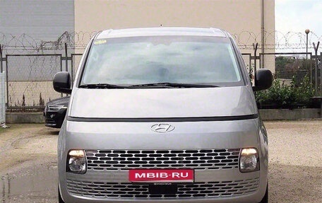 Hyundai Staria, 2021 год, 1 970 000 рублей, 1 фотография