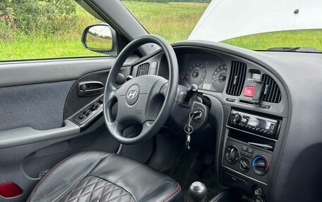 Hyundai Elantra III, 2004 год, 240 000 рублей, 10 фотография