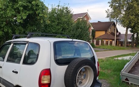 Chevrolet Niva I рестайлинг, 2003 год, 300 000 рублей, 11 фотография