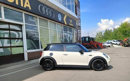 MINI Hatch, 2020 год, 2 350 000 рублей, 4 фотография