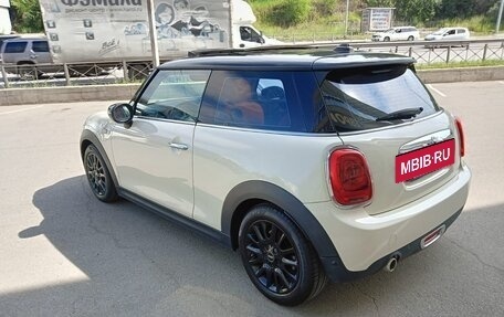 MINI Hatch, 2020 год, 2 350 000 рублей, 5 фотография