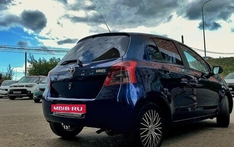 Toyota Yaris III рестайлинг, 2008 год, 490 000 рублей, 6 фотография
