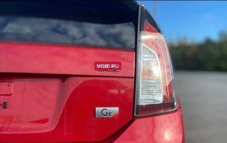 Toyota Prius, 2013 год, 1 450 000 рублей, 12 фотография