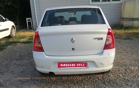 Renault Logan I, 2011 год, 380 000 рублей, 2 фотография