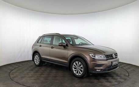 Volkswagen Tiguan II, 2019 год, 2 350 000 рублей, 3 фотография