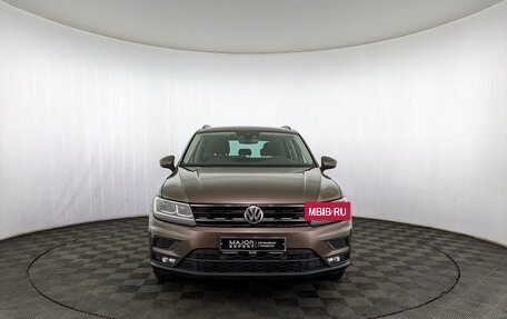 Volkswagen Tiguan II, 2019 год, 2 350 000 рублей, 2 фотография