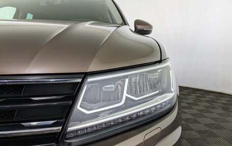 Volkswagen Tiguan II, 2019 год, 2 350 000 рублей, 17 фотография
