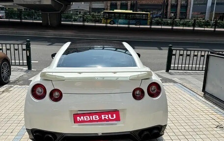 Nissan GT-R, 2015 год, 10 796 690 рублей, 6 фотография