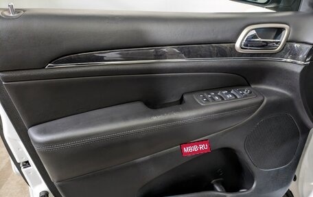 Jeep Grand Cherokee, 2012 год, 2 050 000 рублей, 22 фотография