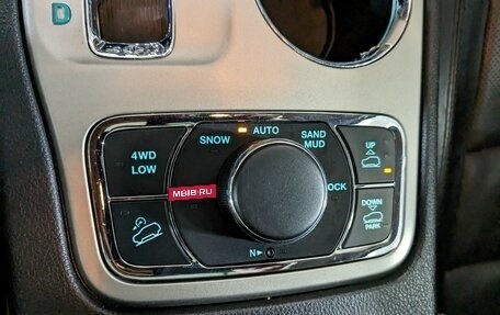 Jeep Grand Cherokee, 2012 год, 2 050 000 рублей, 21 фотография