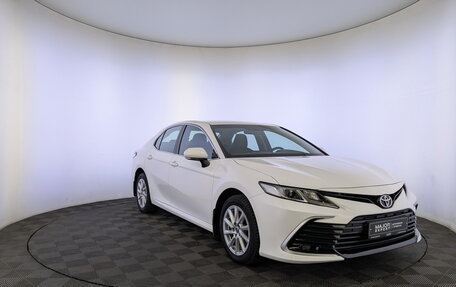 Toyota Camry, 2021 год, 2 550 000 рублей, 3 фотография