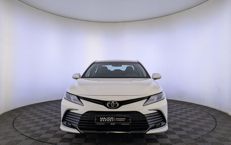 Toyota Camry, 2021 год, 2 550 000 рублей, 2 фотография