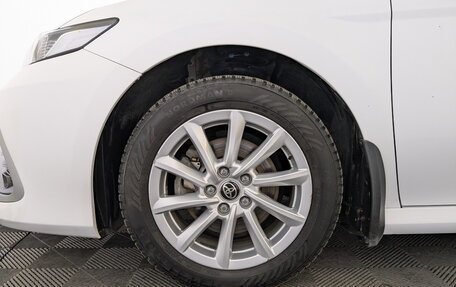 Toyota Camry, 2021 год, 2 550 000 рублей, 18 фотография