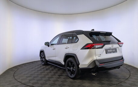 Toyota RAV4, 2021 год, 3 695 000 рублей, 7 фотография