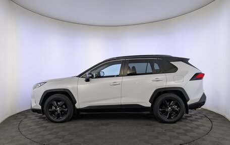 Toyota RAV4, 2021 год, 3 695 000 рублей, 8 фотография