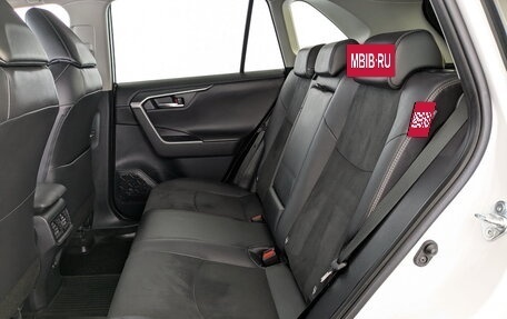Toyota RAV4, 2021 год, 3 695 000 рублей, 12 фотография
