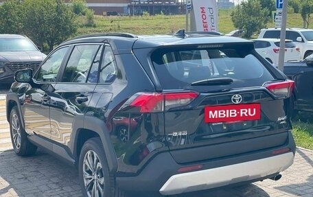 Toyota RAV4, 2025 год, 3 680 000 рублей, 7 фотография