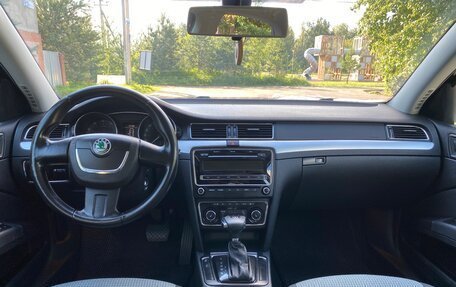 Skoda Superb III рестайлинг, 2010 год, 680 000 рублей, 12 фотография