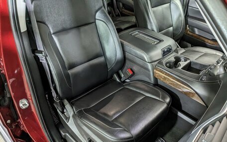 Chevrolet Tahoe IV, 2016 год, 3 200 000 рублей, 15 фотография