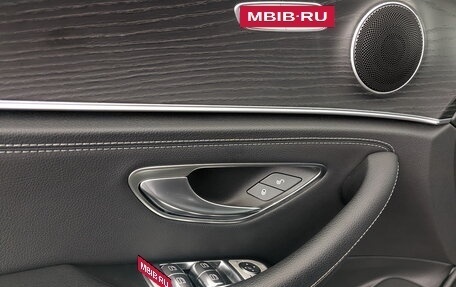 Mercedes-Benz E-Класс, 2021 год, 4 400 000 рублей, 30 фотография