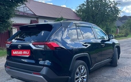 Toyota RAV4, 2020 год, 3 500 000 рублей, 4 фотография