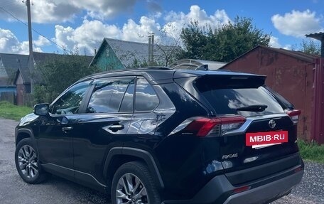 Toyota RAV4, 2020 год, 3 500 000 рублей, 5 фотография
