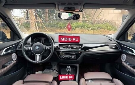 BMW 1 серия, 2022 год, 2 000 000 рублей, 8 фотография