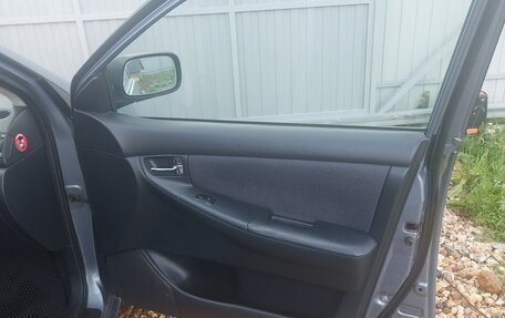 Toyota Corolla, 2003 год, 430 000 рублей, 13 фотография
