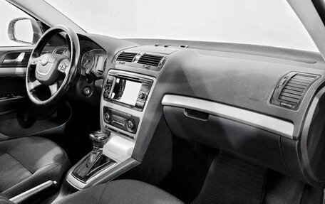 Skoda Octavia, 2011 год, 690 000 рублей, 11 фотография