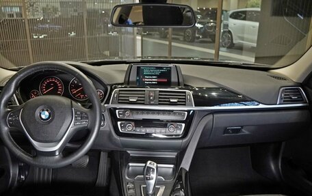 BMW 3 серия, 2018 год, 1 899 000 рублей, 8 фотография