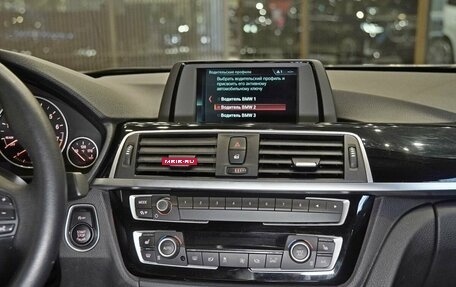 BMW 3 серия, 2018 год, 1 899 000 рублей, 12 фотография
