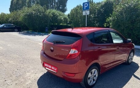 Hyundai Solaris II рестайлинг, 2013 год, 740 000 рублей, 4 фотография