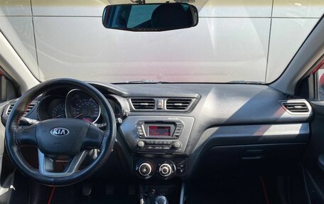 KIA Rio III рестайлинг, 2013 год, 650 000 рублей, 17 фотография