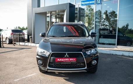 Mitsubishi Outlander III рестайлинг 3, 2010 год, 915 000 рублей, 3 фотография
