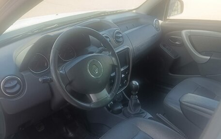 Renault Duster I рестайлинг, 2014 год, 899 000 рублей, 11 фотография
