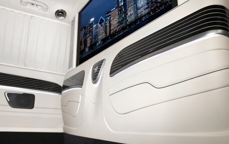Mercedes-Benz V-Класс, 2024 год, 32 500 000 рублей, 6 фотография