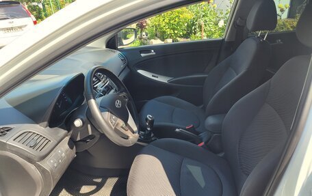 Hyundai Solaris II рестайлинг, 2015 год, 887 000 рублей, 8 фотография